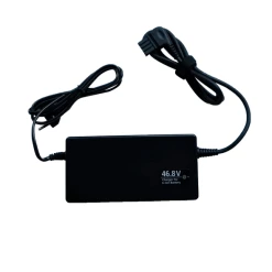 Doctibike Chargeur Panasonic 48V Vollblut pour Vélo Électrique - Chargeur Rapide et Fiable -Vélo Électrique Soldes chargeur panasonic 48v 2a 2